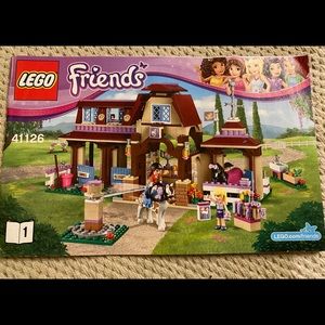 Lego Friends Heartlake Riding Club, 41126 Retired